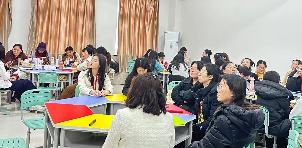 “師智杯”教師教學設計創新大賽如火如荼進行中 ——教師交流促成長