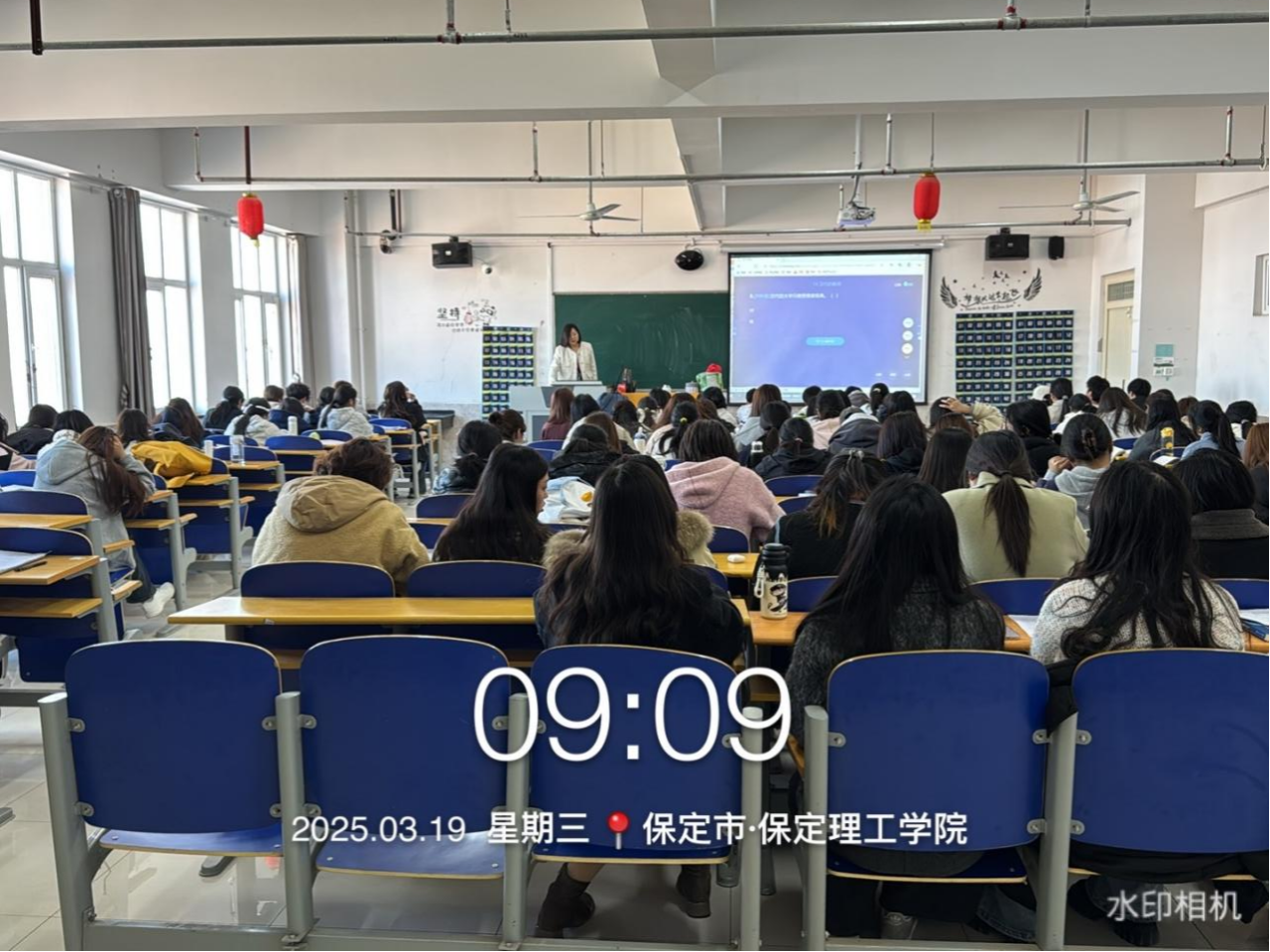 開展示范課觀摩活動，共探教學新路徑