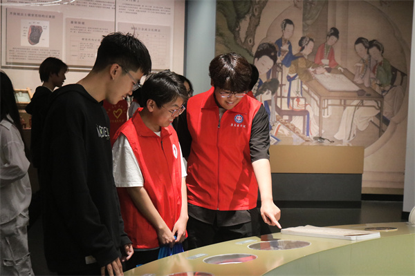 “尋跡紅色記憶 涵養家國情懷——經濟學院學生保定市博物館研學之旅成功舉行”