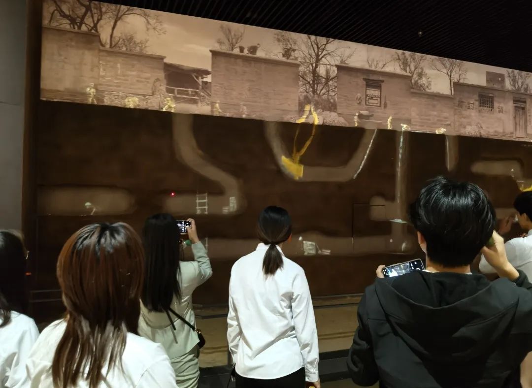 探地道烽火，承精神血脈