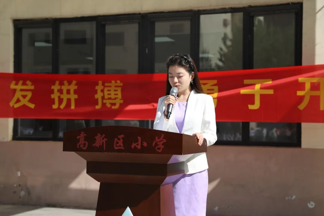 龍舞翩躚潤童心，美育芳華育幼苗