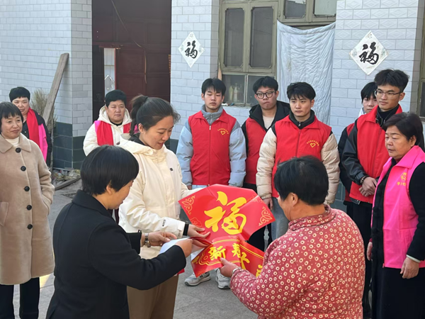 寒假社會實踐紀(jì)實（八）|保定理工學(xué)院|管理學(xué)院|送物資送關(guān)懷，暖人心暖寒冬