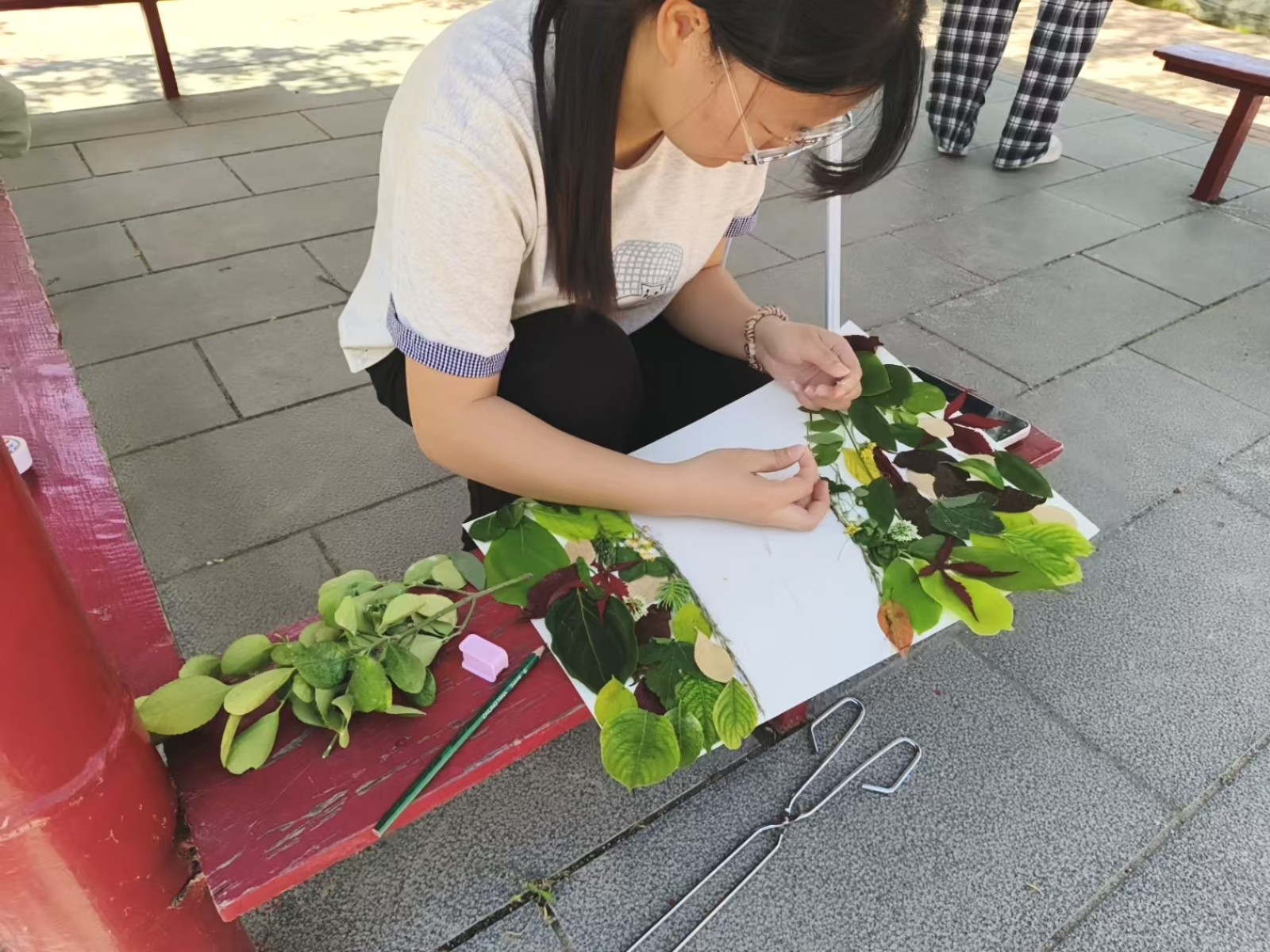 創意勞動課助力無煙校園與文明出行建設