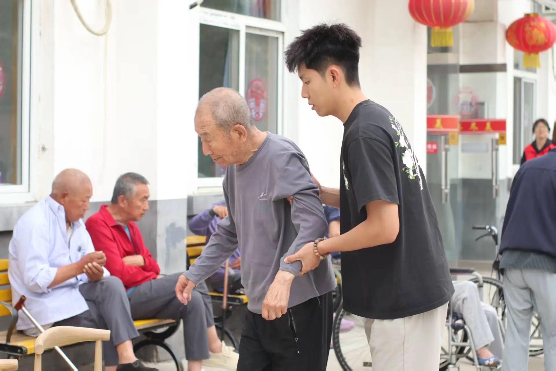 |情暖久久，愛(ài)在夕陽(yáng)