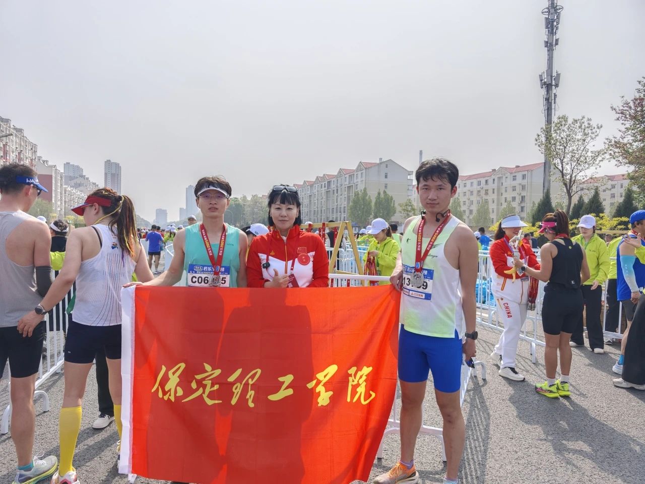喜報|我校學子在君樂寶2025馬拉松比賽中斬獲佳績