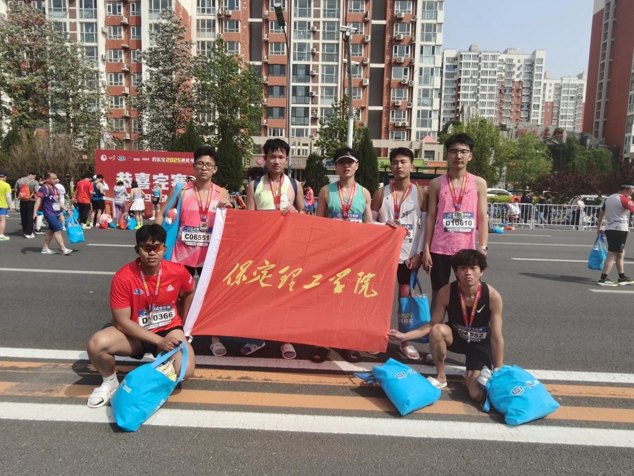 喜報|我校學子在君樂寶2025馬拉松比賽中斬獲佳績