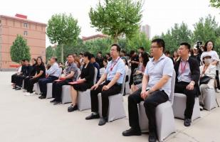 保定理工學院藝術學院 2025 屆畢業設計作品 展盛大開幕 ，校企共賞藝術盛宴