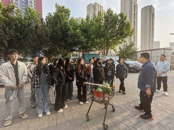慰問活動|保定理工學院|管理科學與工程學院赴實習基地開展實習生慰問活動