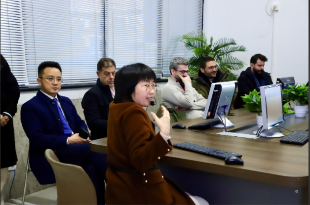 塞浦路斯 - 那波勒斯大學教育質量評估組來我校考察