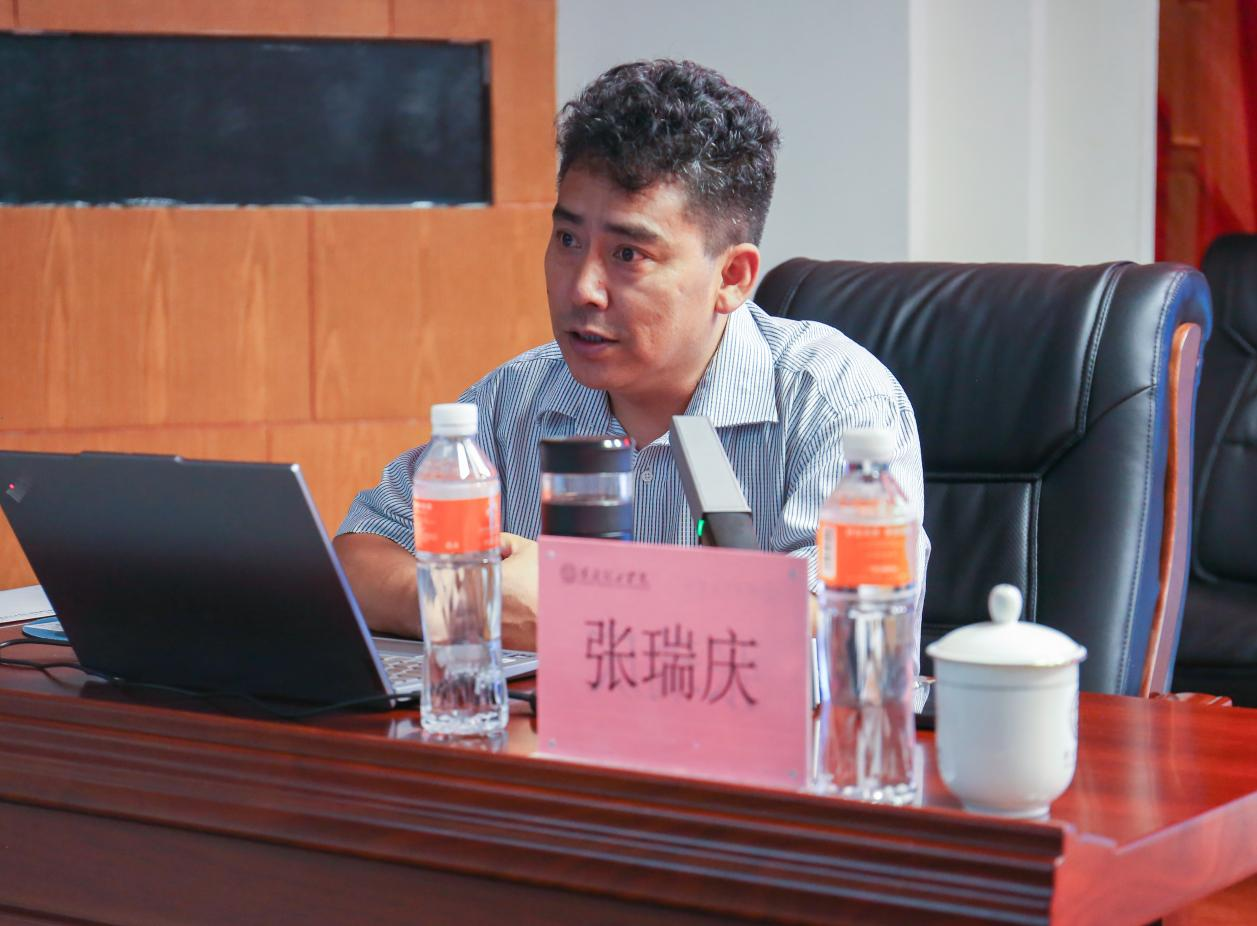 夯基固本強內功 暑期強師正當時 ——暑期培訓多維賦能輔導員隊伍建設
