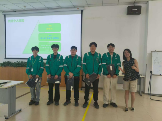 我院學子赴施耐德電氣（中國）有限公司西安分公司暑期實習 收獲成長與奮進力量