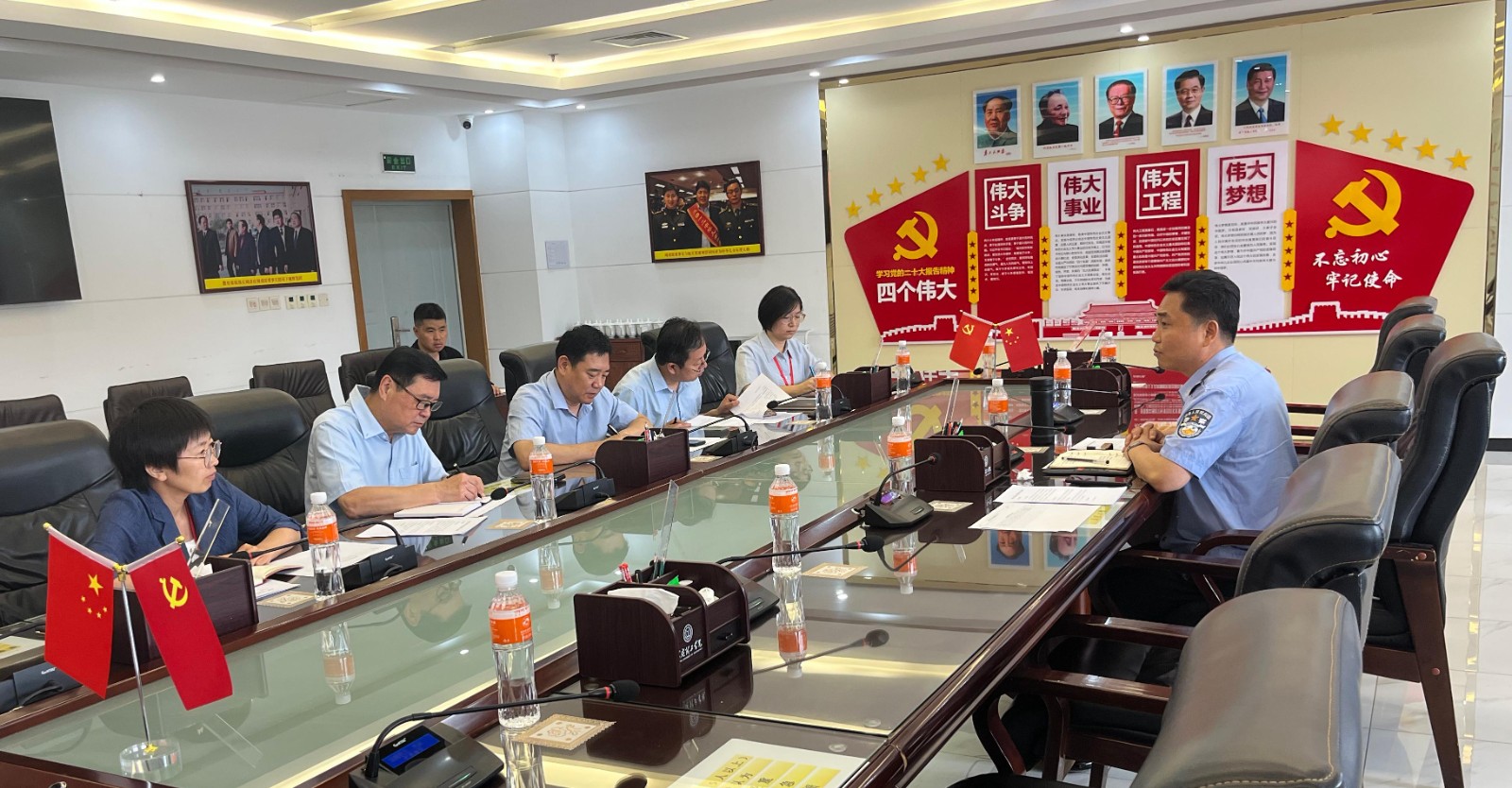 保定市公安局蓮池區分局出入境管理大隊到保定理工學院考察指導