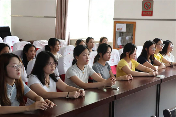 科學家精神進校園———保定理工學院“青科聲宣講團”系列活動（一）