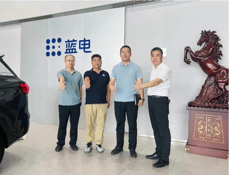 我院領(lǐng)導(dǎo)赴保定駿昇汽車銷售有限責任公司洽談校企合作