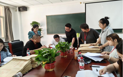 交叉互審促規(guī)范 嚴把質(zhì)量強內(nèi)涵 ——會院馬院聯(lián)合開展期末試卷互查工作