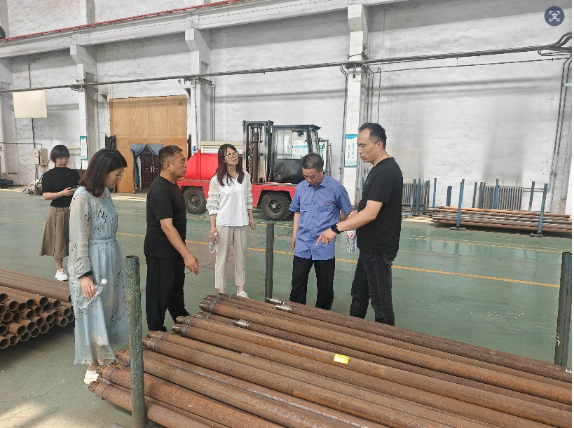我院機(jī)制教研室赴徐水宏業(yè)石油物探機(jī)械制造有限公司訪企拓崗?