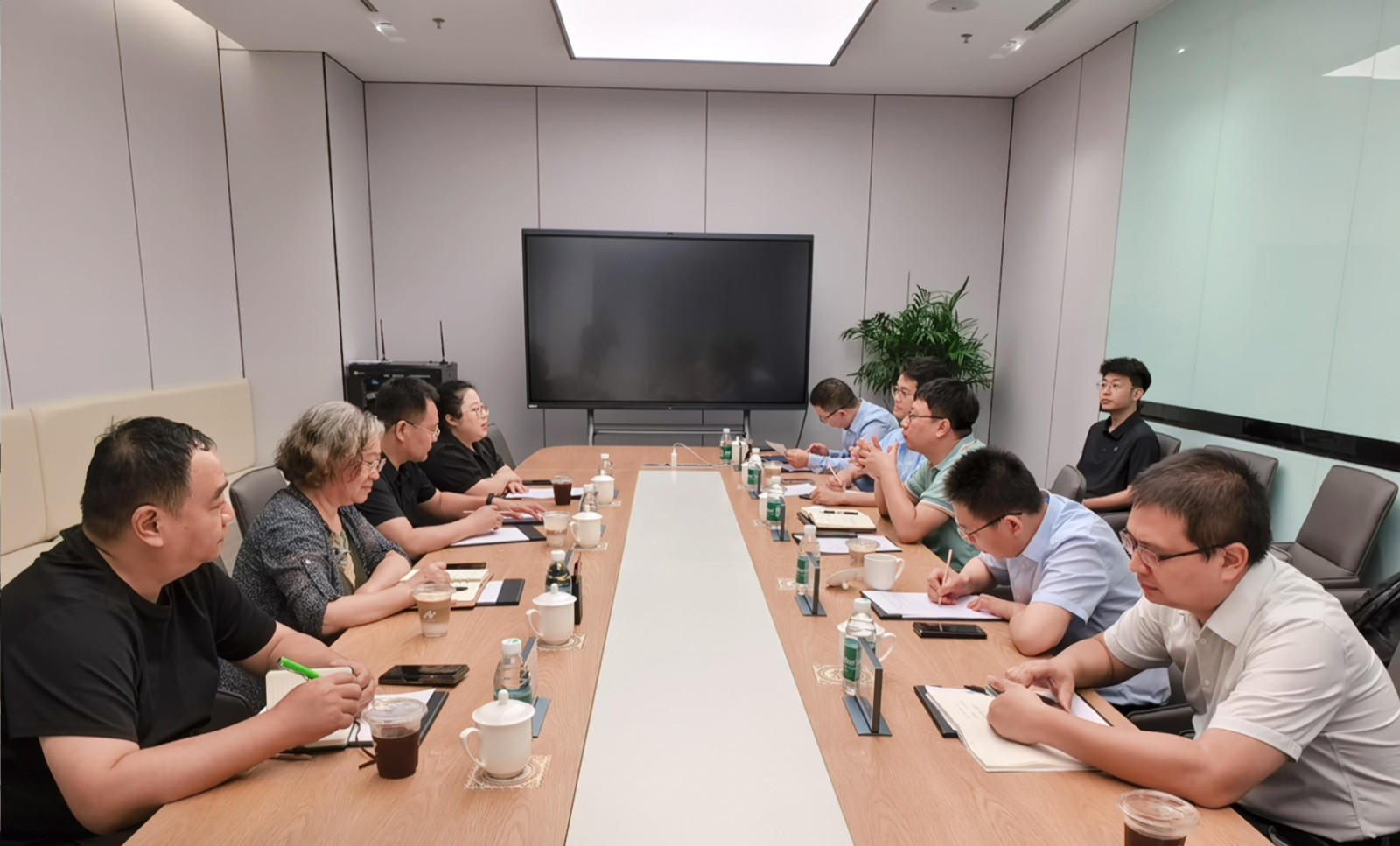 【拓崗行動 就業(yè)啟航】深化政、校、企合作，共探人才培養(yǎng)新路徑