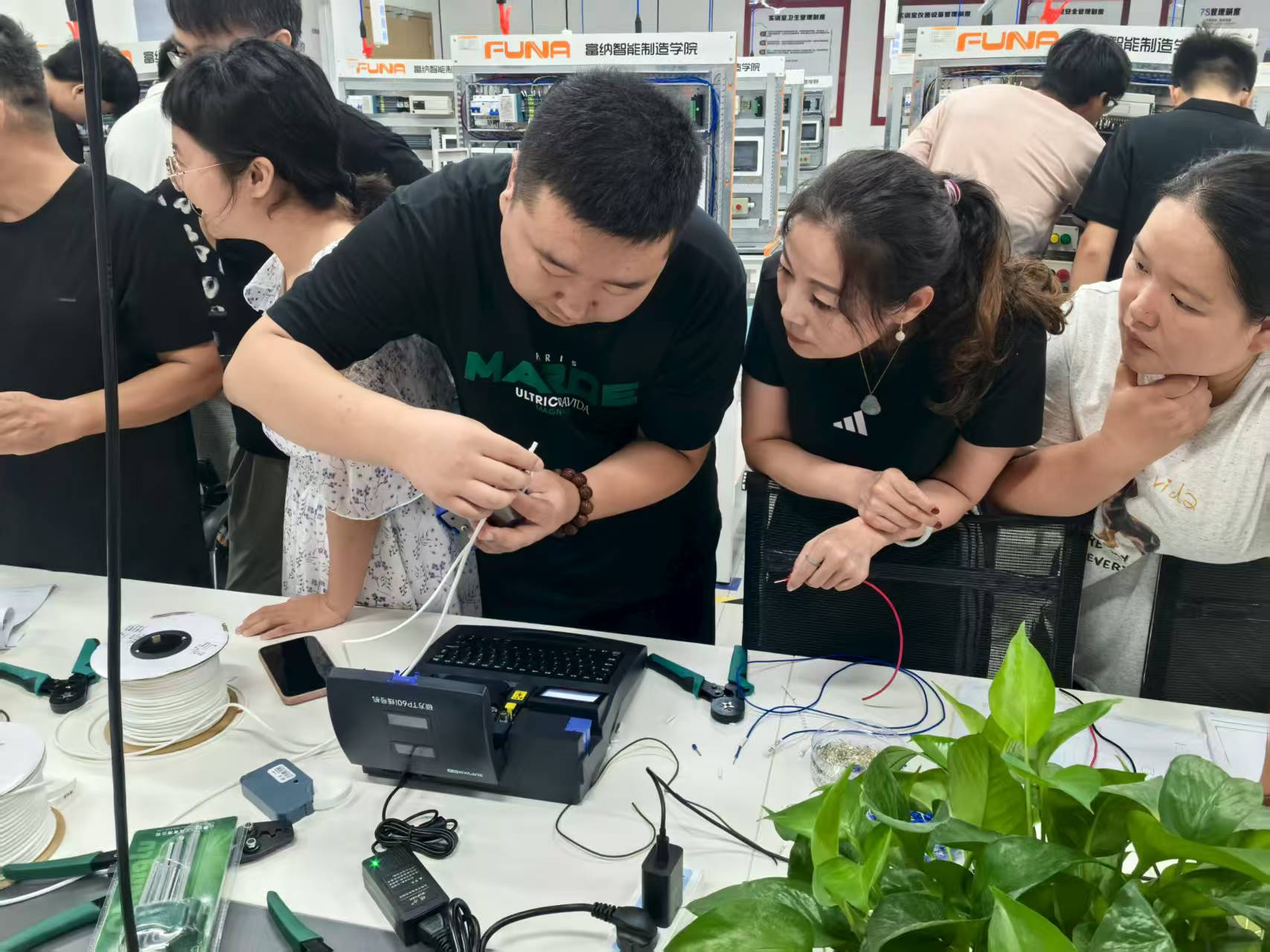 我院暑期開展專業(yè)教師培訓，賦能教師智能制造實踐