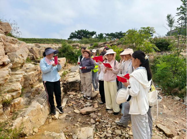 我院地質學專業(yè)學生赴秦皇島開展地質認識實習