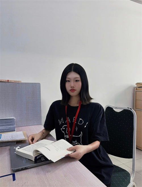王月鴻