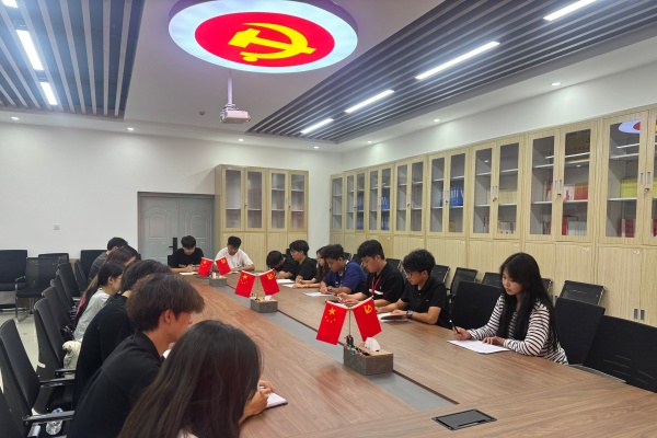 薪火續力啟新篇——我院團學組織副部長換屆面試順利開展
