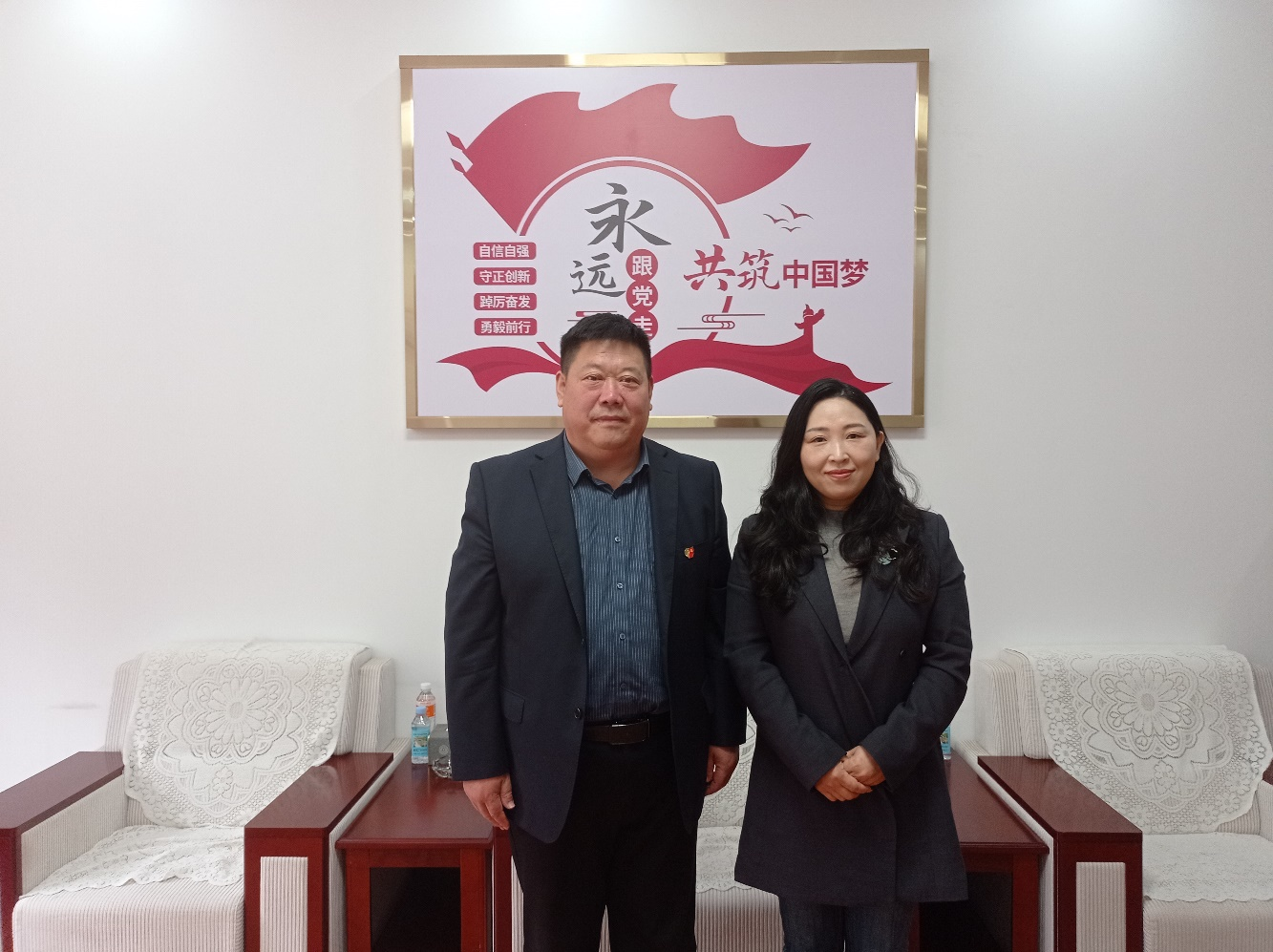 民盟保定市委專職副主委王卓一行到訪我校