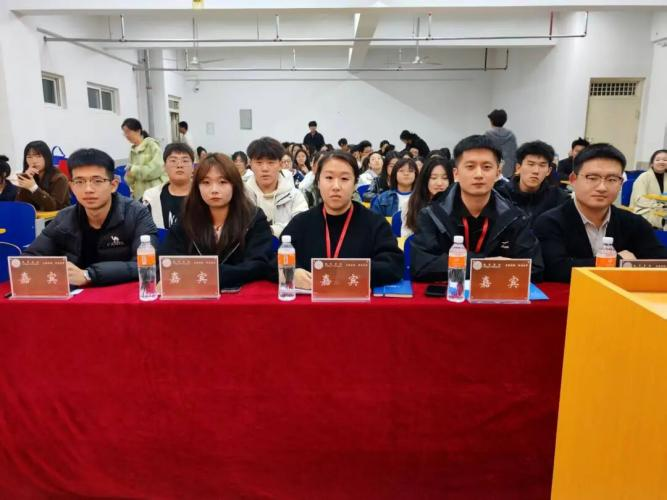 【教育學院·學院快訊】“時代先聲，愛國情懷”愛國主義經典誦讀活動圓滿落幕