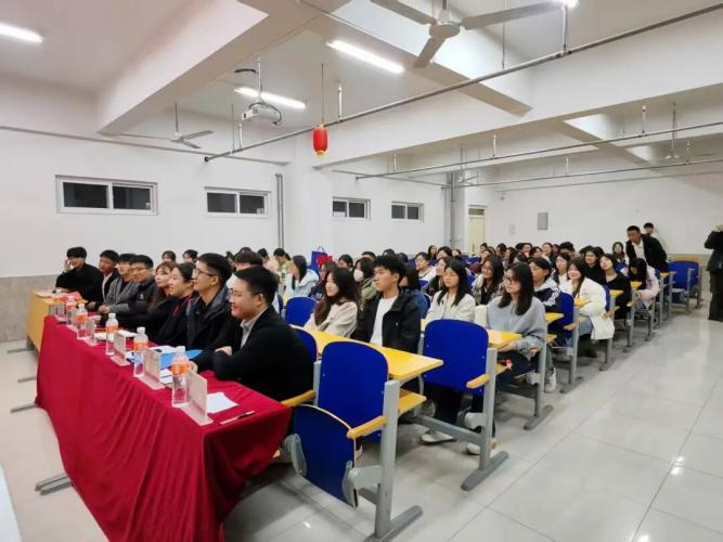 【教育學院·學院快訊】“時代先聲，愛國情懷”愛國主義經典誦讀活動圓滿落幕
