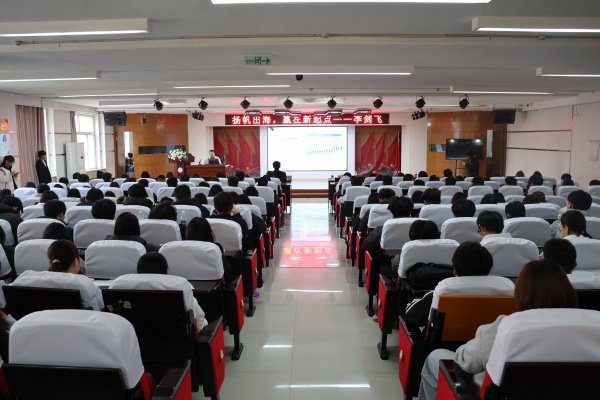 我院成功舉辦外貿行業發展講座，助力學子揚帆跨境新藍海