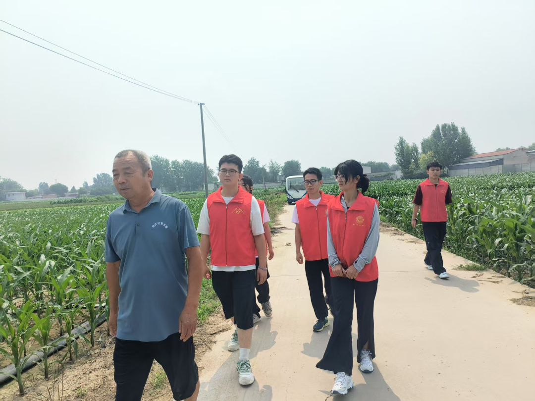 社會(huì)實(shí)踐（九）｜“青春綻放，學(xué)苑風(fēng)采”信息科學(xué)與工程學(xué)院暑期三下鄉(xiāng)活動(dòng)（三）