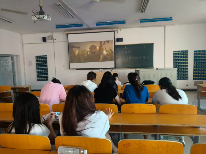 主題團(tuán)日|【外國語學(xué)院】團(tuán)日活動（三）：青春使命：五四精神與時代同行