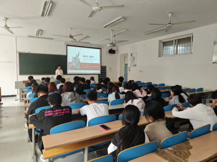 主題團日——【信息科學與工程學院】團日活動（三）：銘記革命先烈，傳承紅色基因