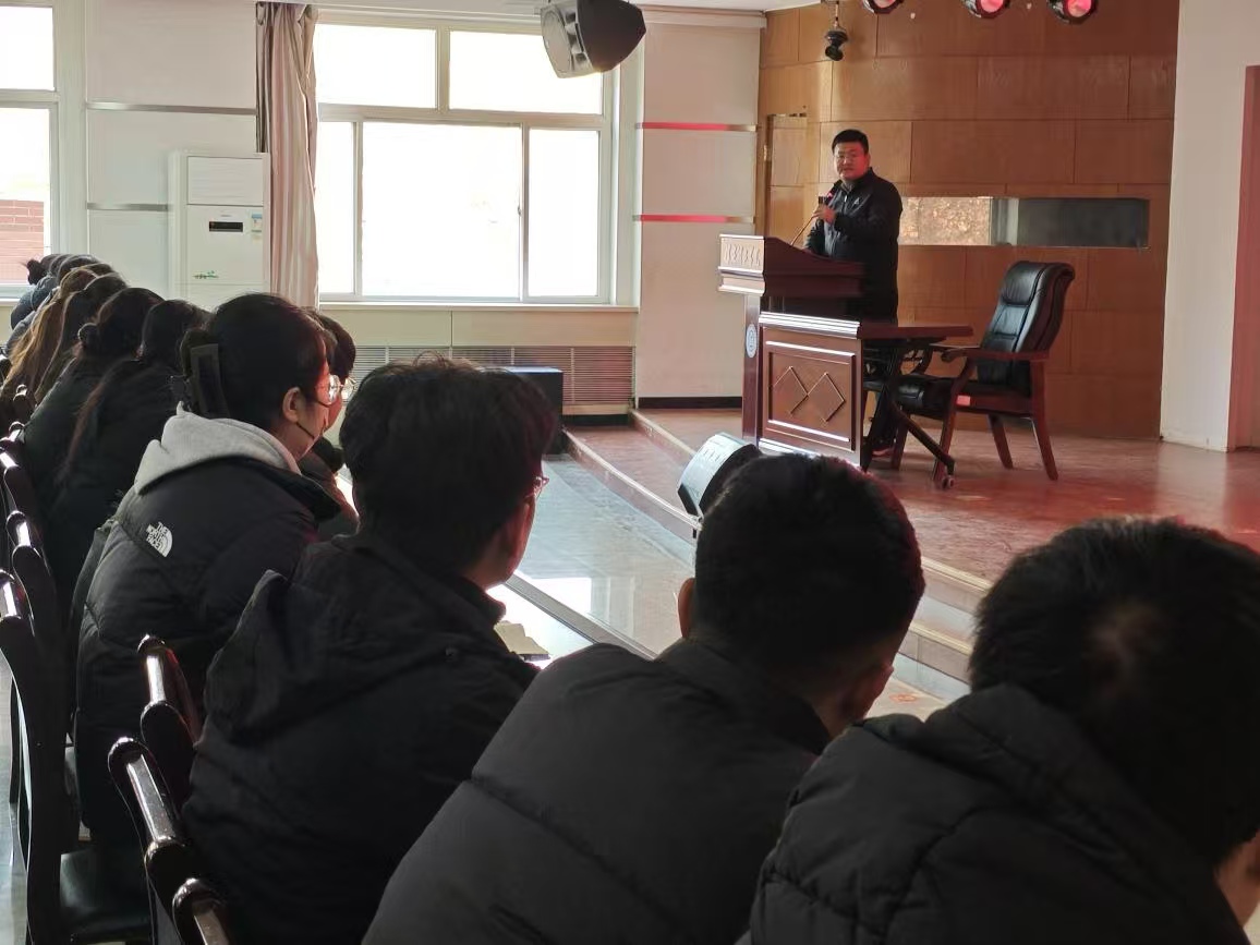 強化宿管提質效 攻堅評估守初心-11月份樓管例會