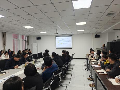 聚焦教學提質，共筑育人根基——經濟學院院務會順利召開
