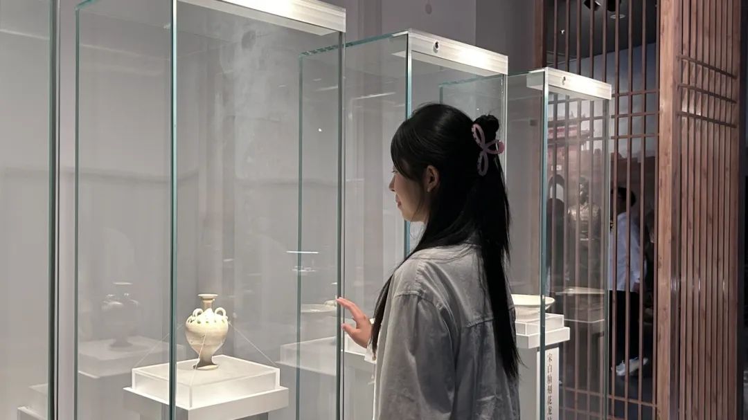 保定理工學(xué)院康復(fù)醫(yī)學(xué)院組織學(xué)生前往保定市博物館開(kāi)展“尋訪(fǎng)追憶崢嶸路，實(shí)踐奮斗顯擔(dān)當(dāng)”愛(ài)國(guó)主義教育實(shí)踐活動(dòng)