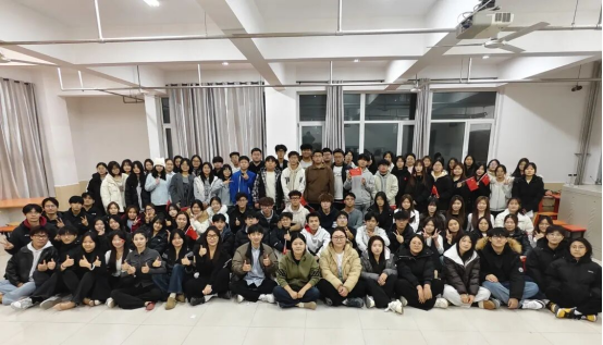 青春逐光踏歌行，紅心向黨頌華章——會計學院“一二·九”大合唱比賽榮膺二等獎