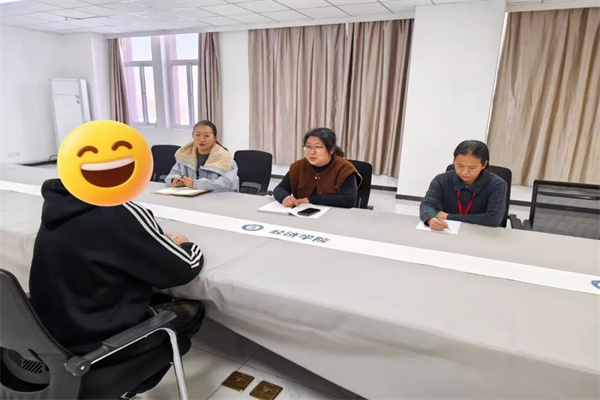 釋疑解惑紓學(xué)子之困，啟智潤心筑成長之路