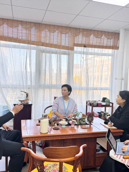 “共繪文創產教融合新藍圖”——保定理工學院藝術學院赴河北八零電子商務有限公司開展校企合作洽談