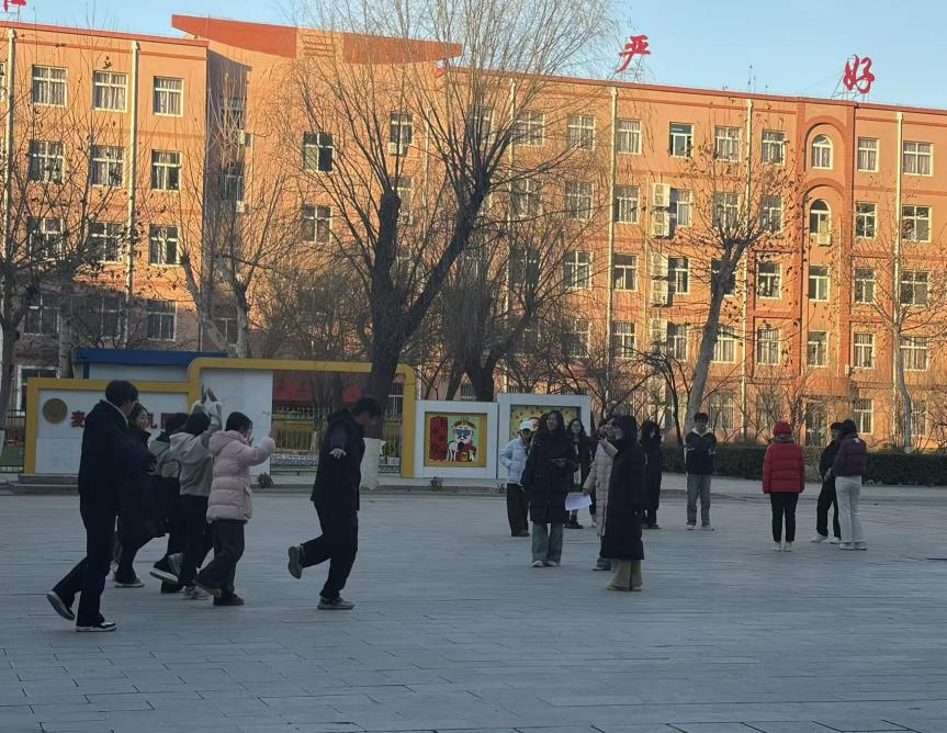 【教育學院·學院快訊】一沙一世界，一卡一乾坤——教育學院心理工作坊成功舉辦為期末減壓賦能