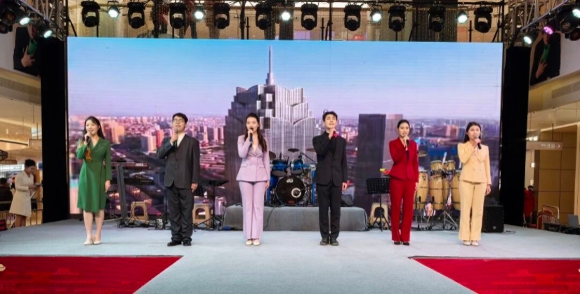 保定理工學院承辦競秀區第二屆潮玩市集以校地共融助推文旅升級