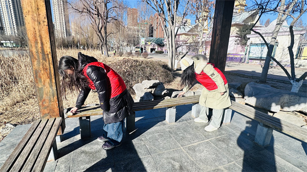 外國語學院“語翼”志愿服務隊開展植物園“三下鄉”實踐活動