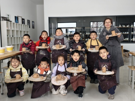 非遺潤童心 研學促成長 ——保定理工學院藝術學院攜手天悅幼兒園 開展傳統文化研學活動