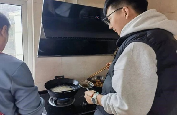 養成教育|保定理工學院|管理學院|以孝親實踐深化養成教育（八）