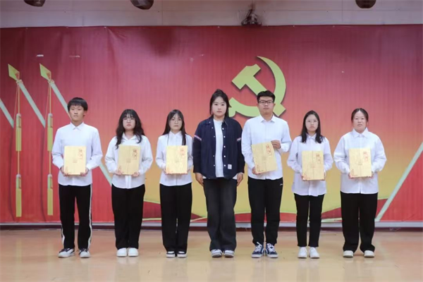 2024-2025學(xué)年國(guó)家獎(jiǎng)學(xué)金獲得者風(fēng)采展示（七）