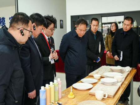 校際交流促發(fā)展 非遺傳承育新人 ——保定幼兒師范高等專科學校領導蒞臨我校藝術工坊參觀交流