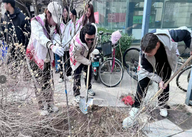 植此青綠  共赴春日——教育學院植樹節系列活動