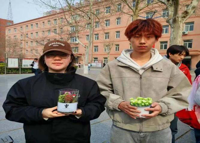 植此青綠  共赴春日——教育學院植樹節系列活動