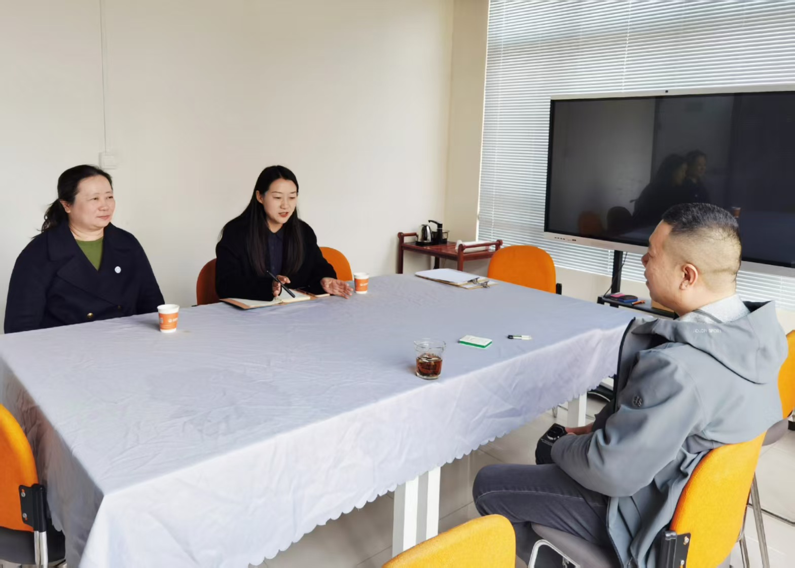 深化產教融合，共育時代英才——經濟學院走訪重點實習基地保定市赤橙網絡科技有限公司