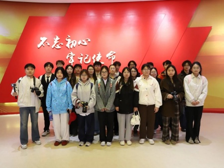 傳承紅色基因 砥礪初心使命——保定理工學院藝術學院廣播電視編導專業師生赴西柏坡開展研學實踐活動