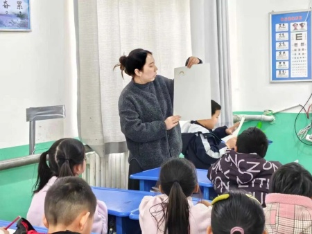 美育潤童心 文藝助振興｜保定理工學院美育支教走進易縣鄉村小學